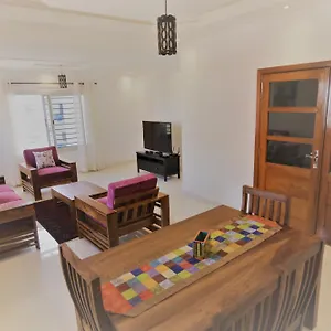 https://residences-de-la-diaspora-2.hotelsdakar.com