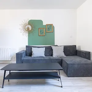 https://duplex-bord-de-sane.hotels-rhonealpes.com